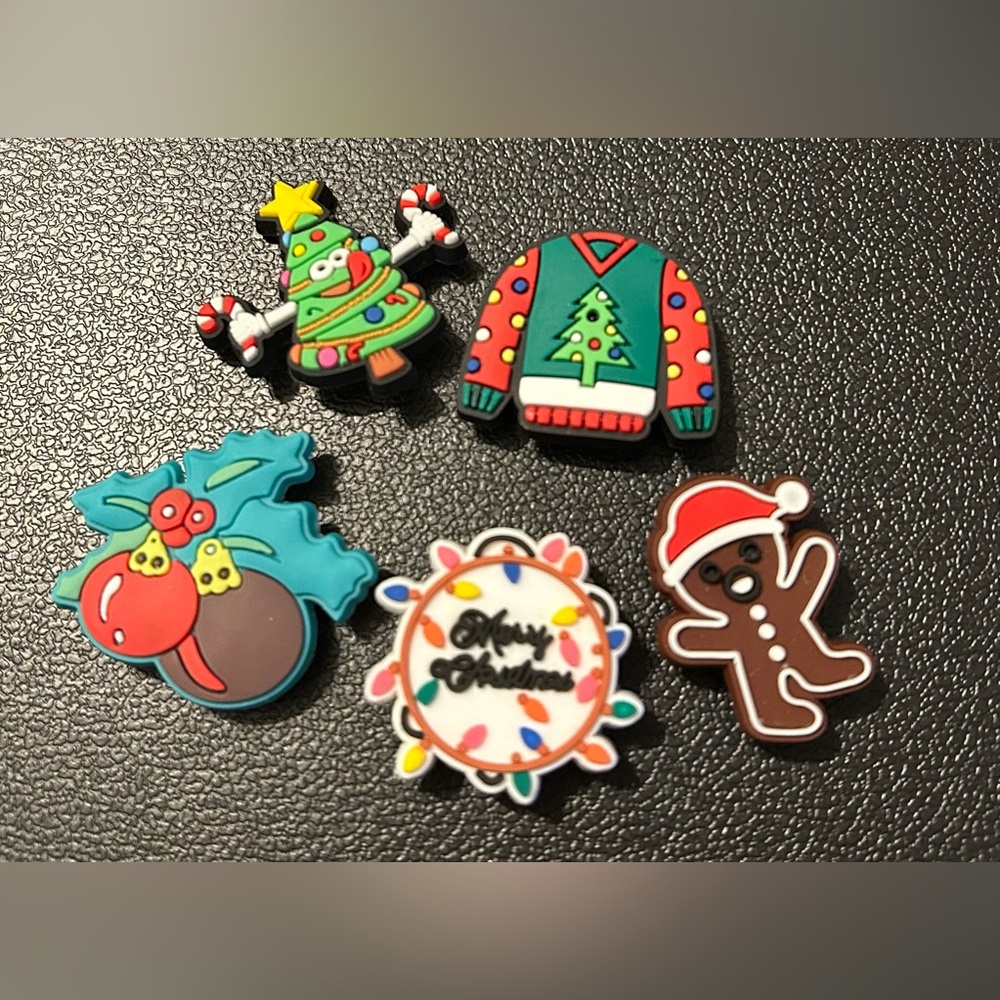 Brand New 5 Pack Christmas Shoe Charms